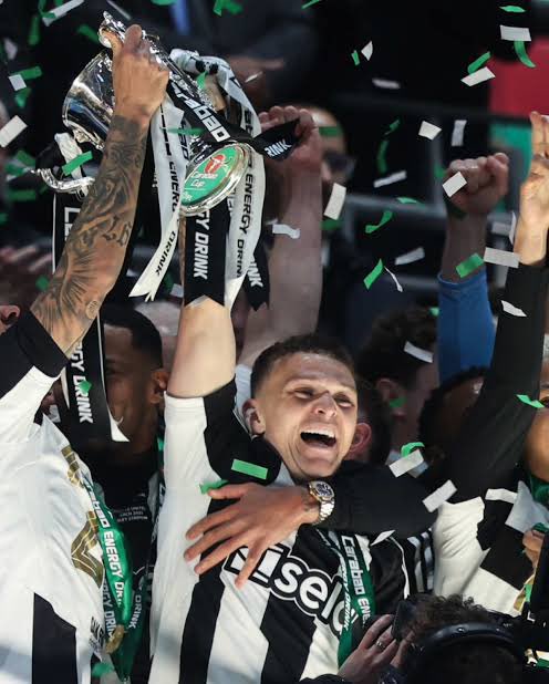 Lee Johnson ⚫️⚪️ UP THE MAGS tweet media