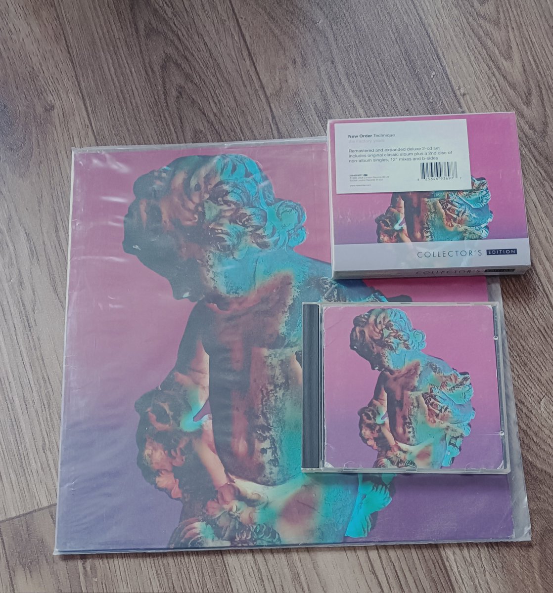 #Albumsthatshapedyourlifetop10

Day 4: Technique / New Order 

From the moment I first heard this album back in 1989, the magic has never waned. To this  very day it's still one of my all-time favourite long-players; and I believe - one of the greatest albums ever made.