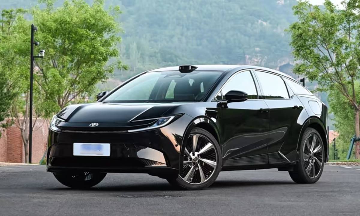 S3xYC@rs tweet media