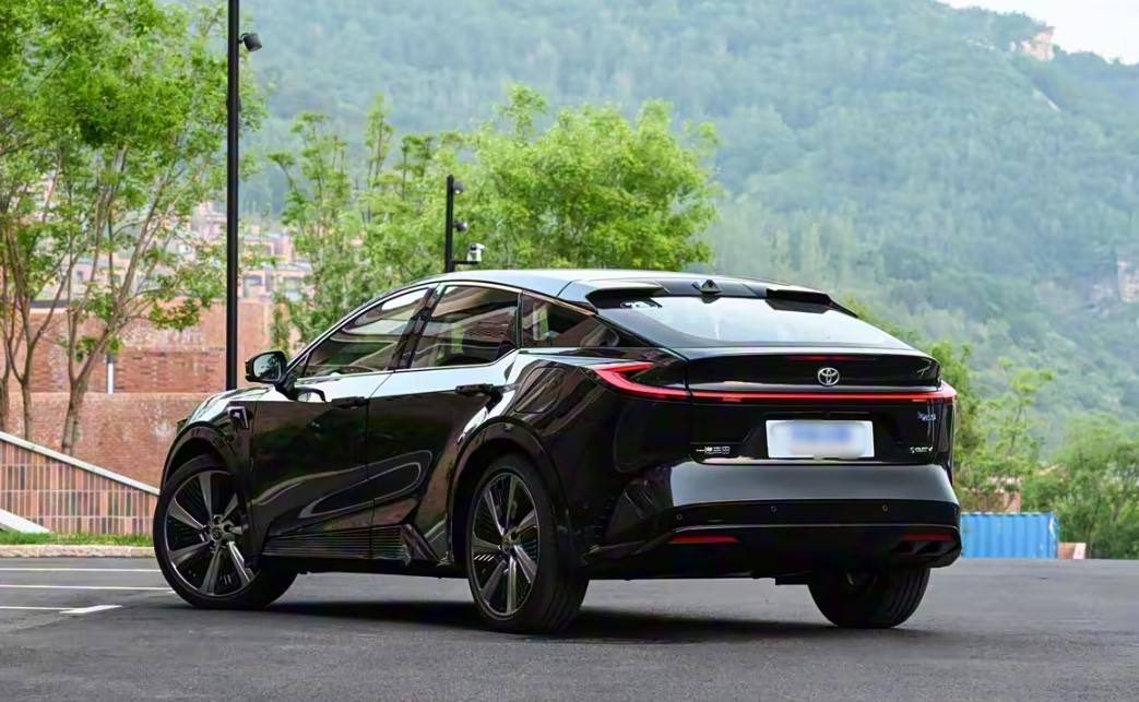 S3xYC@rs tweet media