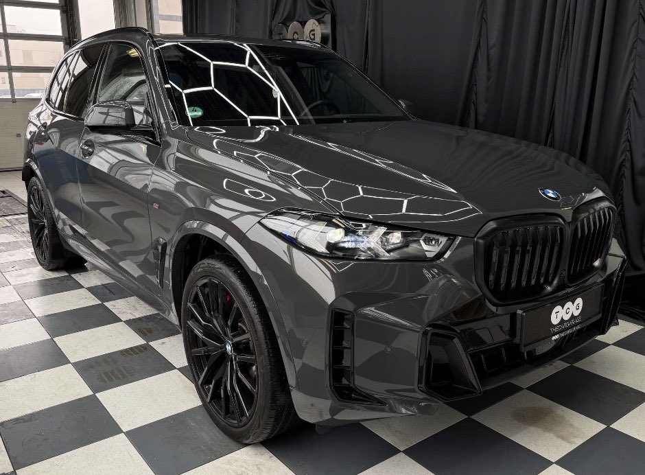 Lala🕯️ tweet media