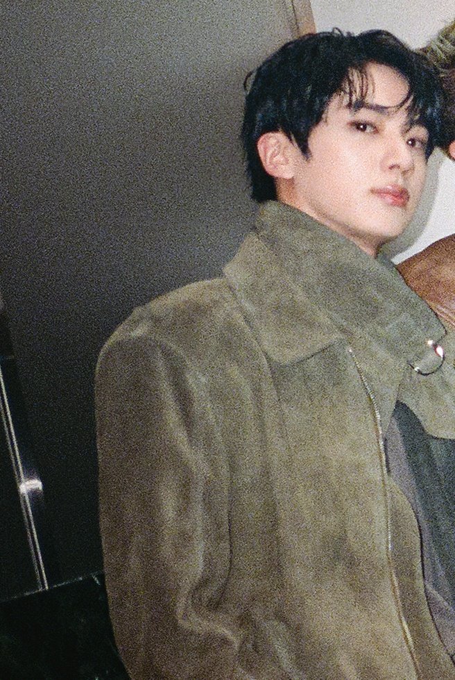 밀크티진༘ᰔᩚ tweet media