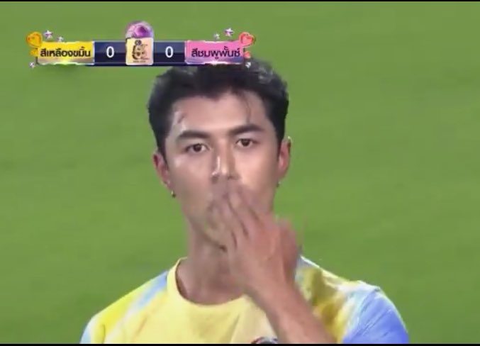 winks ft.39🧏🏽🧏🏻 tweet media