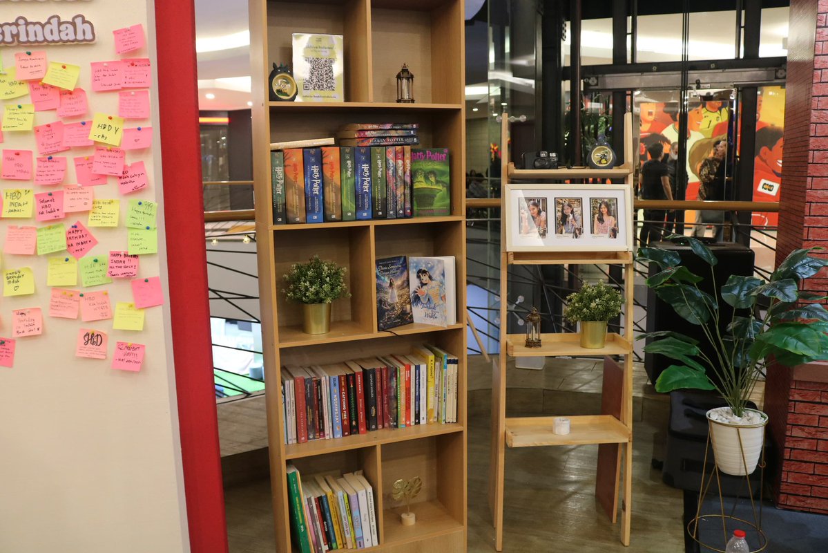 Maxineiu tweet media