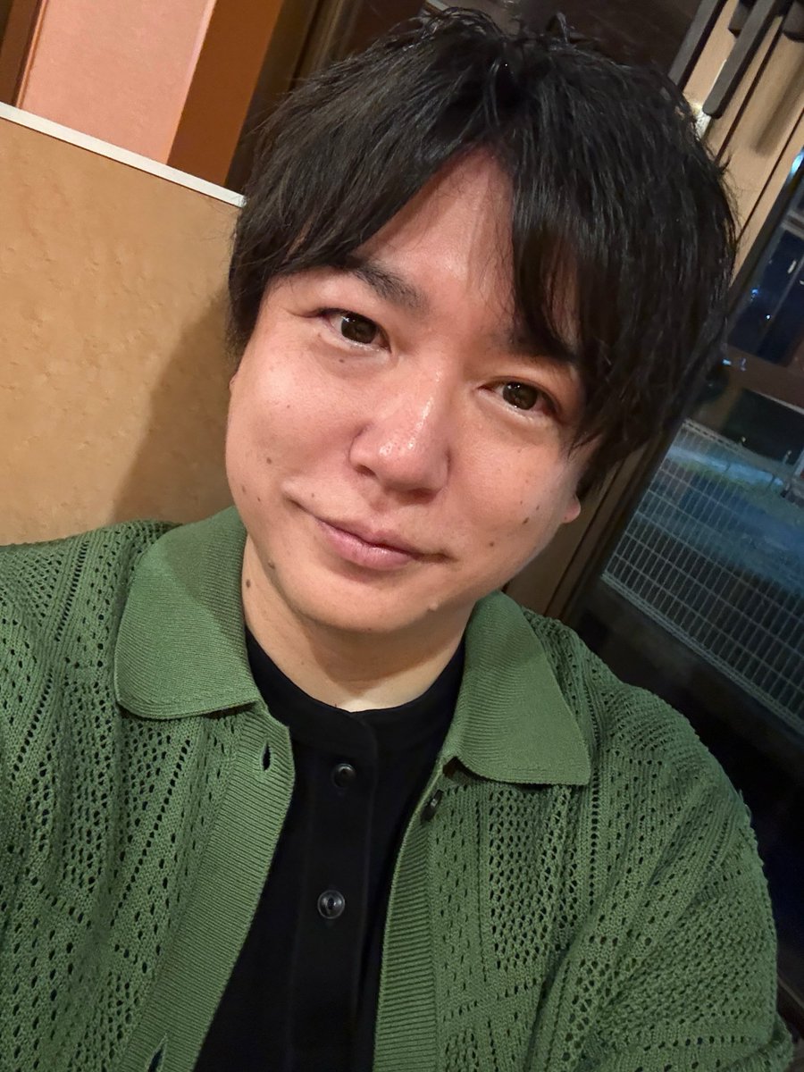 hidakashinji's tweet photo. バースデー🎂ワンマン🎤

出雲👍

会場と配信からありがとうございました㊗️

気持ちよく歌いました🎉

配信の音もSASAGUさんが頑張ってくれてかなりよかったはず🌸🎉

ライブ前に配信の通知📢がたくさんいってしまいごめんね🙇
ちょっと配信準備でトラブルがありました😭

新曲13曲披露のライブも無事終わって😊

またいろんなライブで歌っていきます👍

今日もありがとうございました🗼
明日4/5は地元の邑南町へ🚗