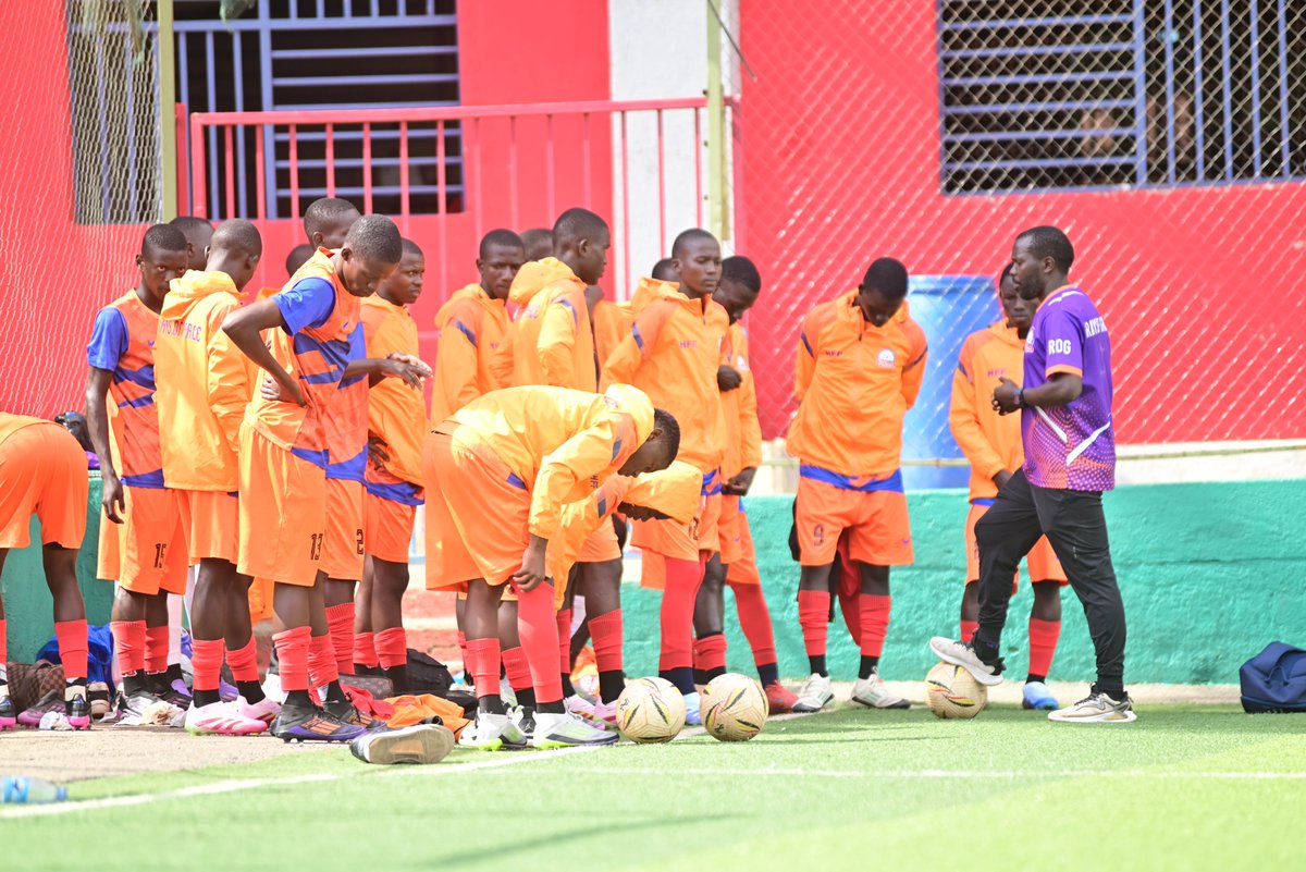 RaysUganda's tweet photo. Game Day Warm-Up!

Our team is fired up and ready to hit the court! The energy is electric as we gear up for an exciting match ahead. 
Let's go out there and show what we've been working for! 💪🏼💥

#GameDay #WinTheDay #WarmUp #LetsGo https://t.co/8ibK2JBpSP