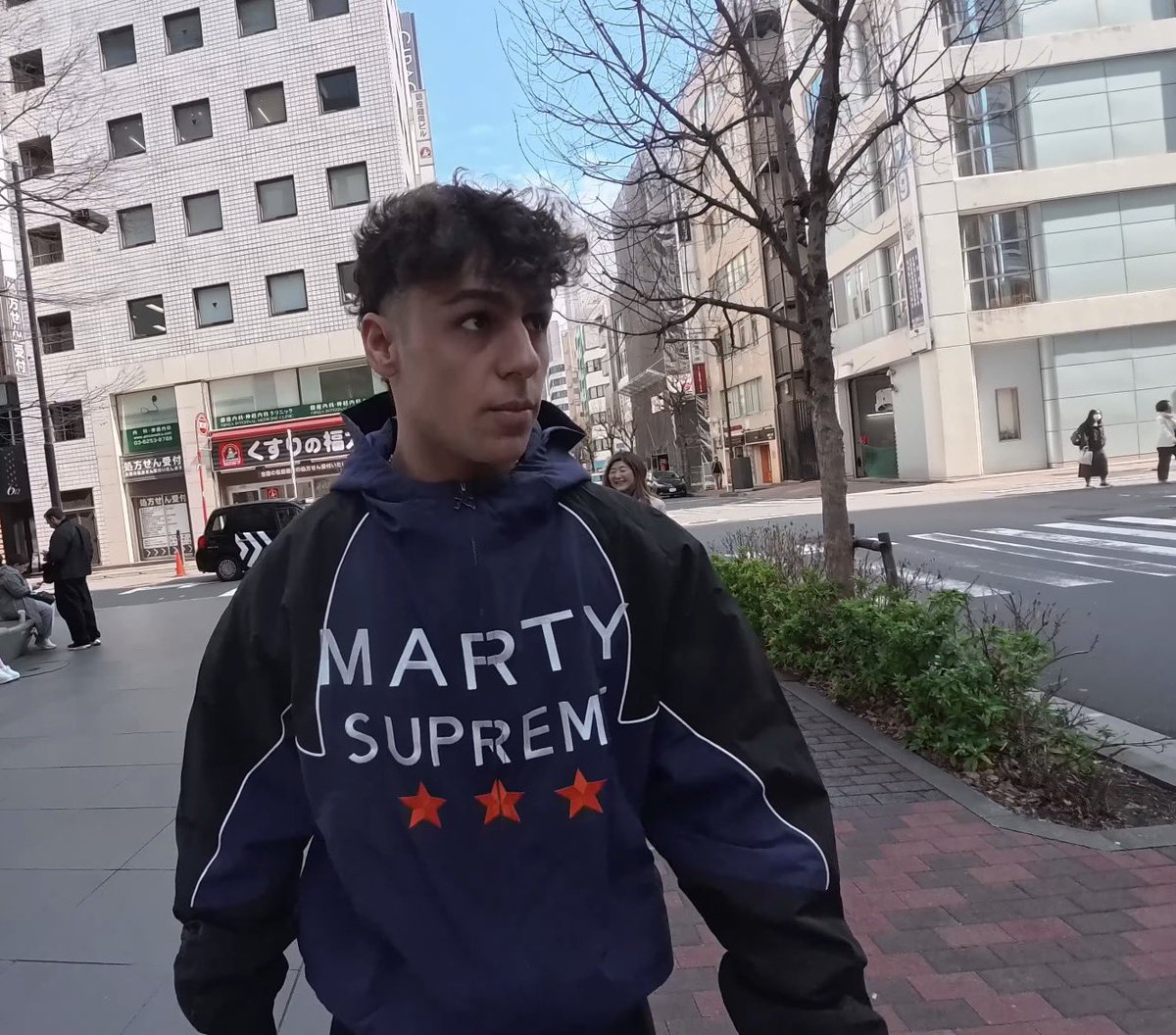 gray ⁴¹ tweet media