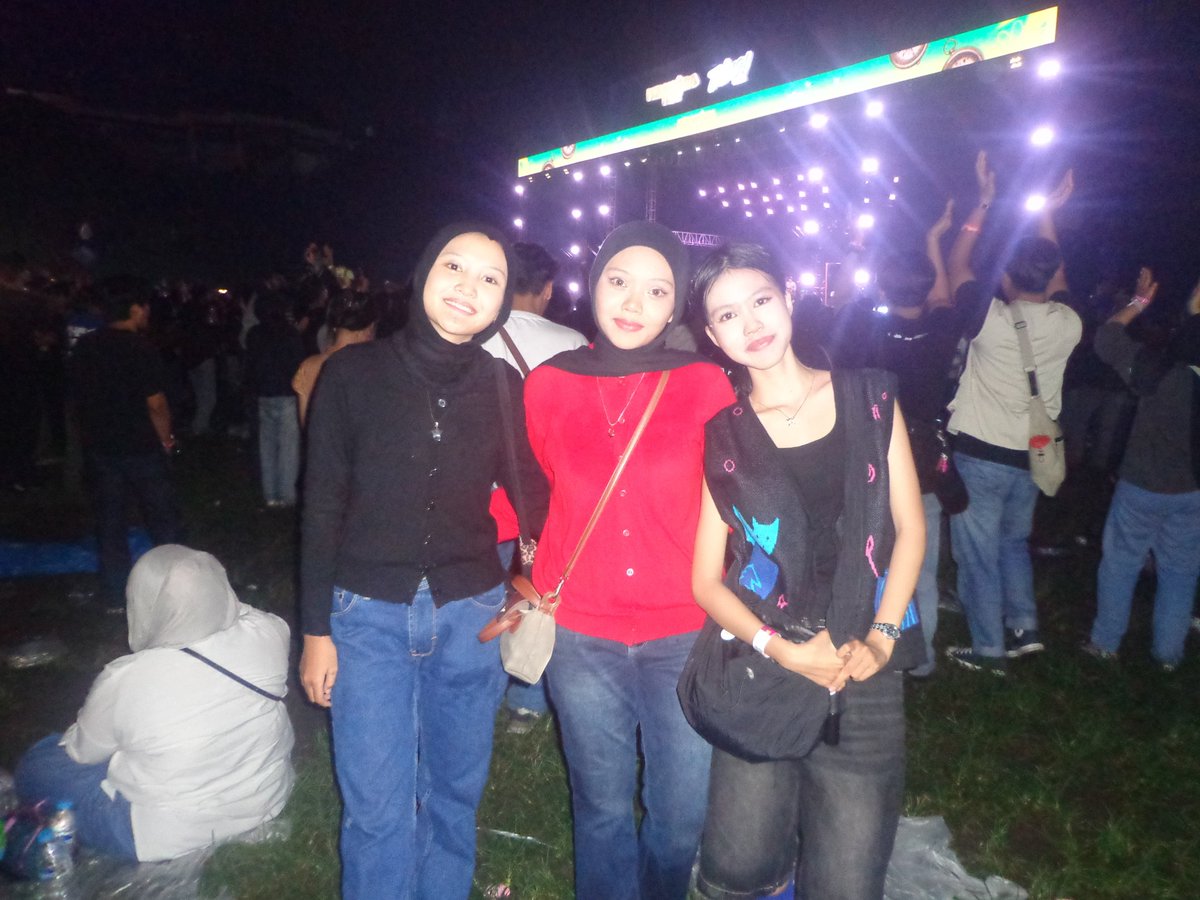 dell🅰️ tweet media