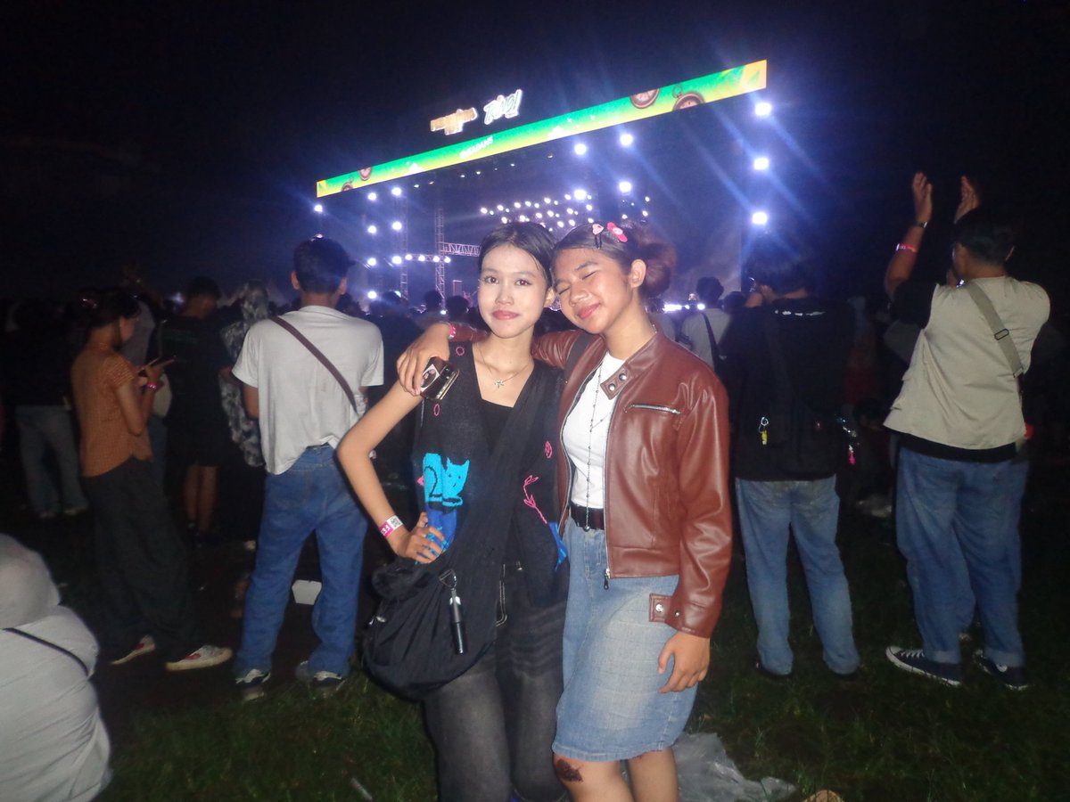 dell🅰️ tweet media