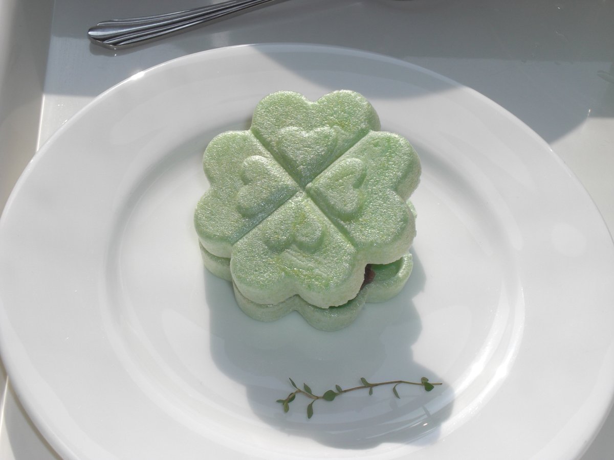 함바그 tweet media