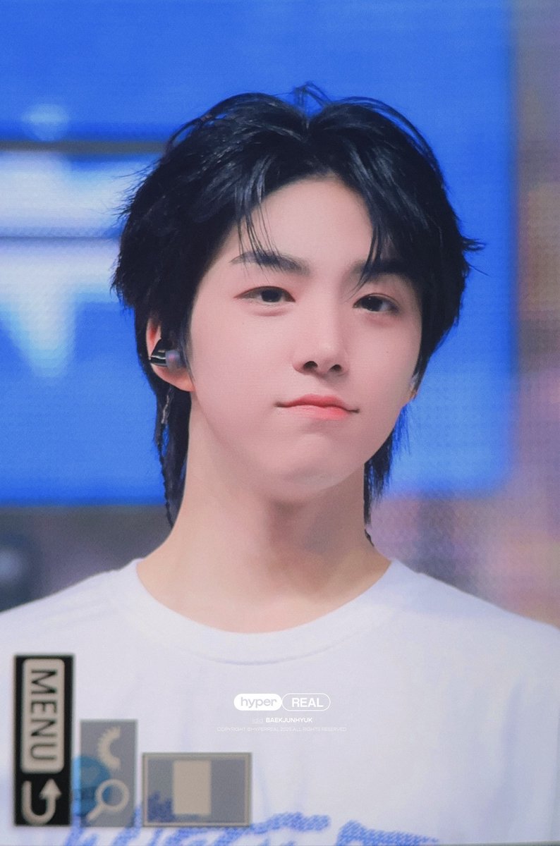 hyperreal tweet media