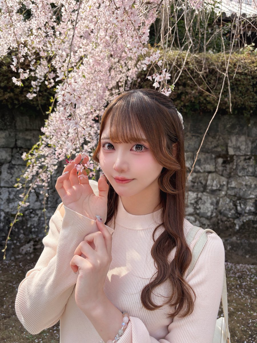 鷹波あずみ tweet media