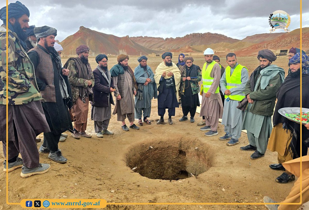 The Department of Rural Rehabilitation and Development of Ghor Province has commenced the construction of five water supply networks in the Chahalgazi village of the provincial center, as well as in Dawlina, Taywara, and Saghar districts, at a cost exceeding 33 million Afghanis.