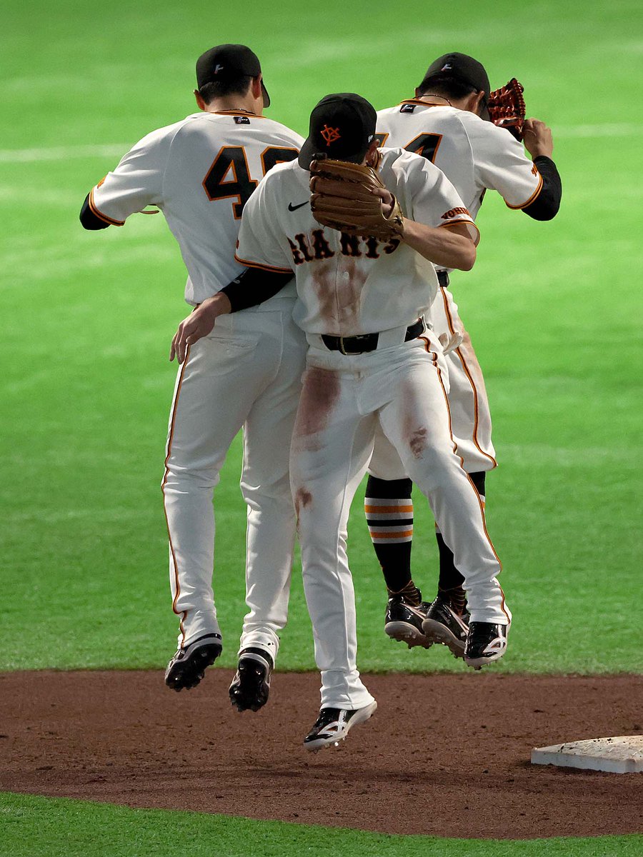 読売巨人軍（ジャイアンツ） tweet media