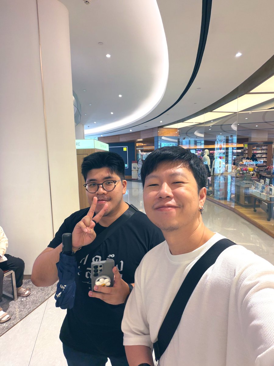 บ๊อกบ๊อก ลี้ภัย1 tweet media