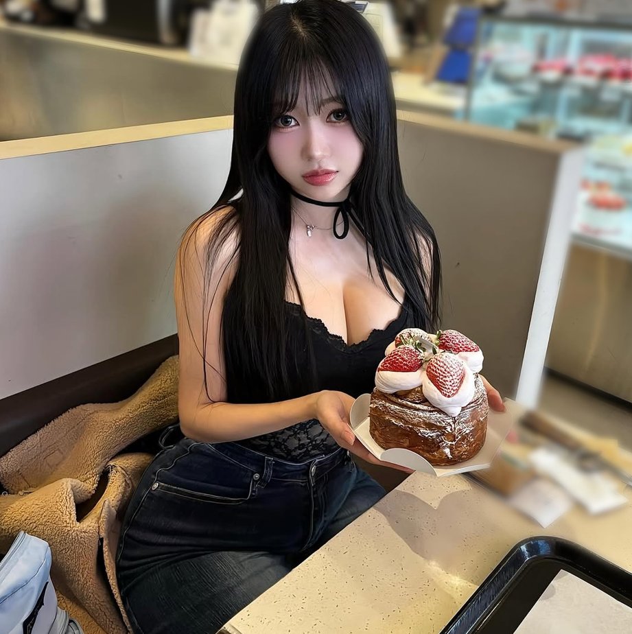 さおり tweet media