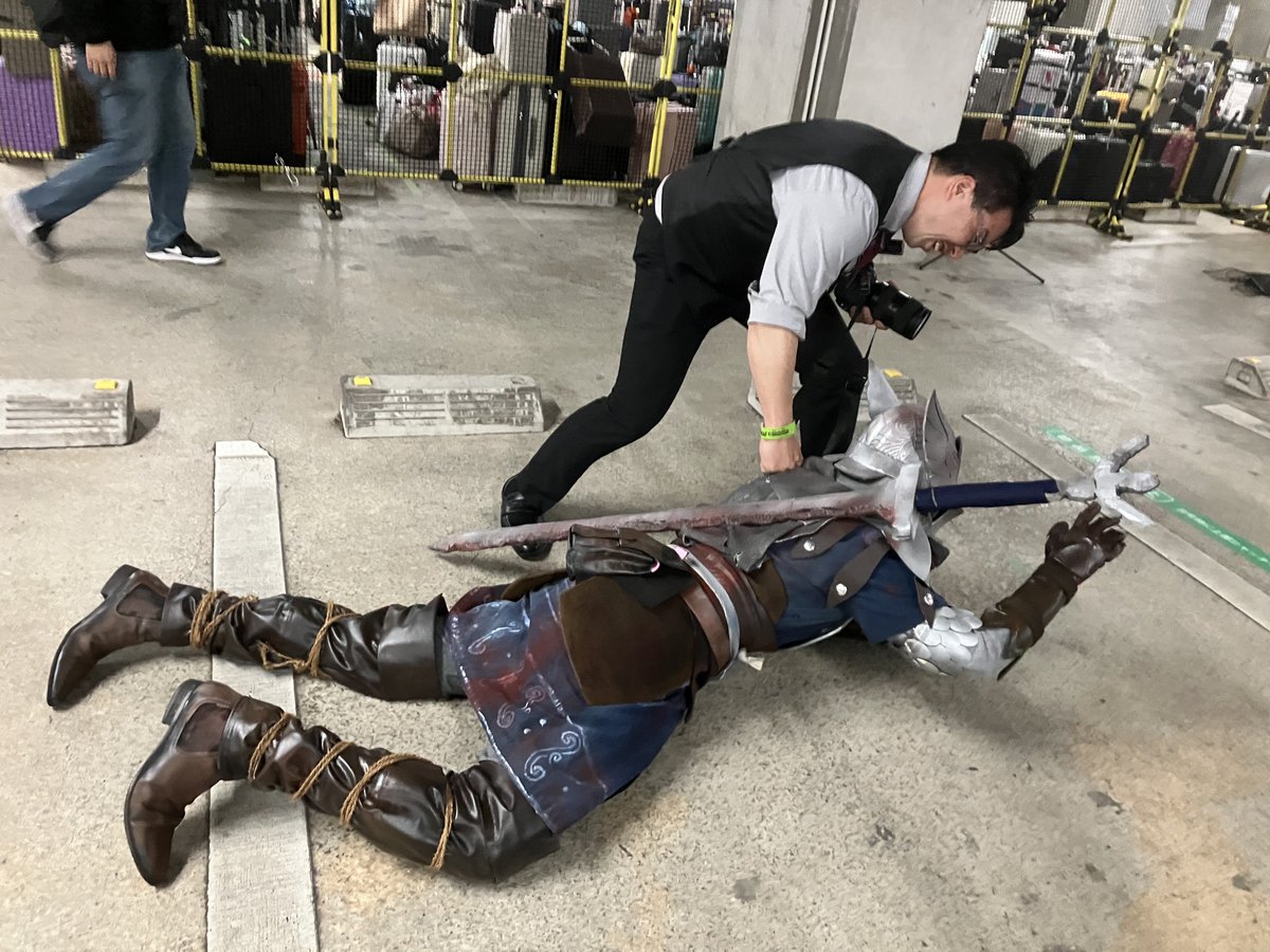 アコスタ離脱しましたぁ！✨
まさかアコスタでドーナッツを作ってる追跡者に会えるなんて😭💦

感激のあまり殴り蘇生してしまいました✨

また明日もいますのでよろしくお願いします！