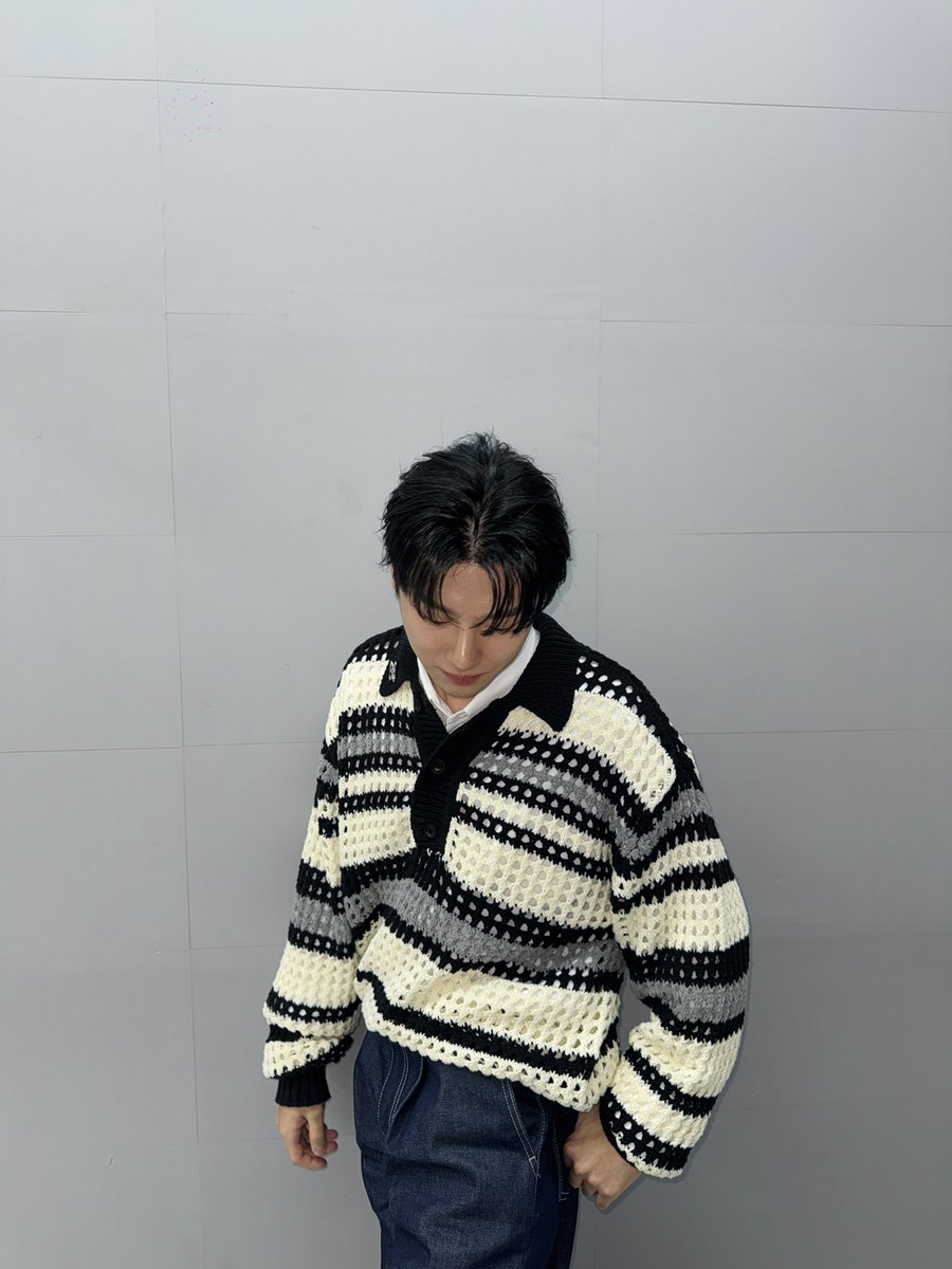 jm04_official's tweet photo. [📸]

𝟐𝟎𝟐𝟔 박종민 월간 프로젝트 [𝐅𝐨𝐮𝐫 𝐍𝐢𝐠𝐡𝐭𝐬] 4월 꽃잎 흩날리던 밤

따뜻한 봄의 기운과 함께 큰 위로가 되었기를💕

#박종민 #종민
#Fou_Nights #꽃잎_흩날리던_밤 https://t.co/laHwx0iS4j