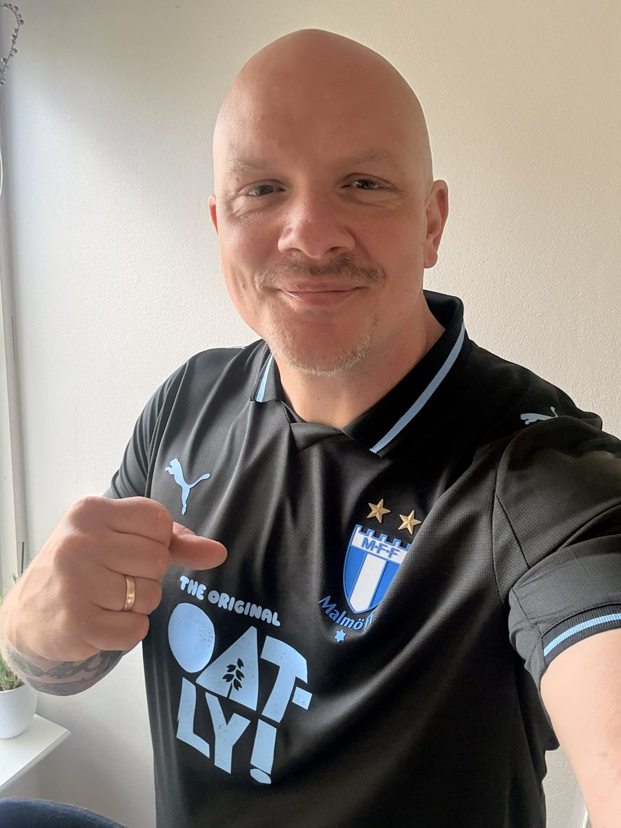 TheBigCroon tweet media