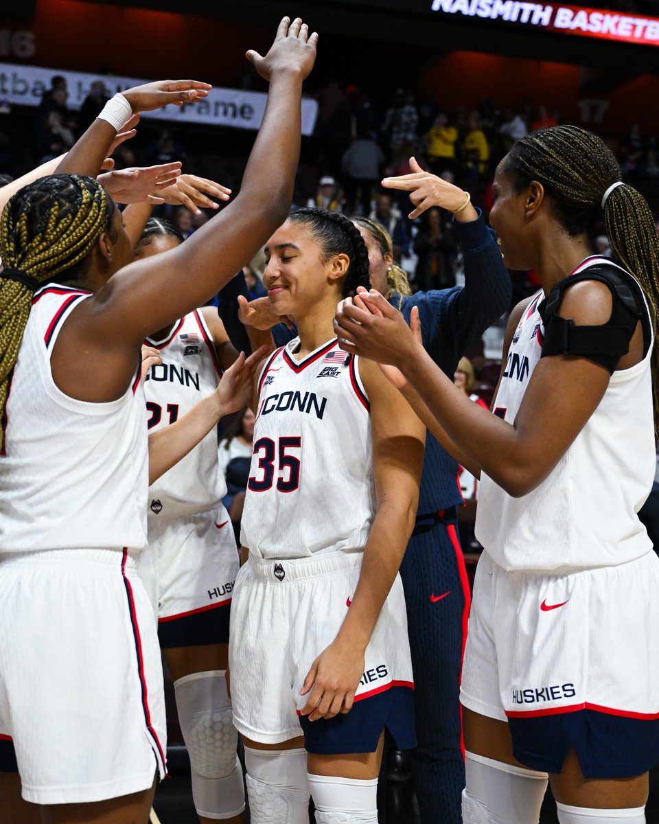 swaggerback tweet media