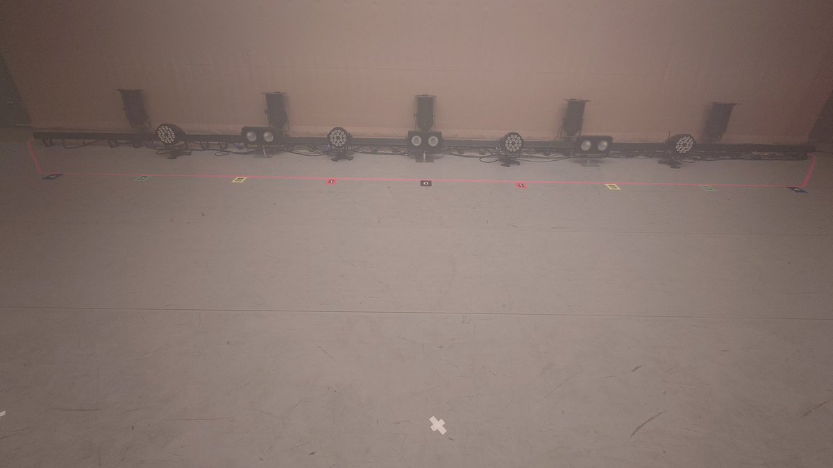 はれコス tweet media