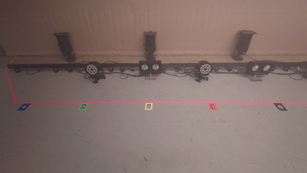 はれコス tweet media