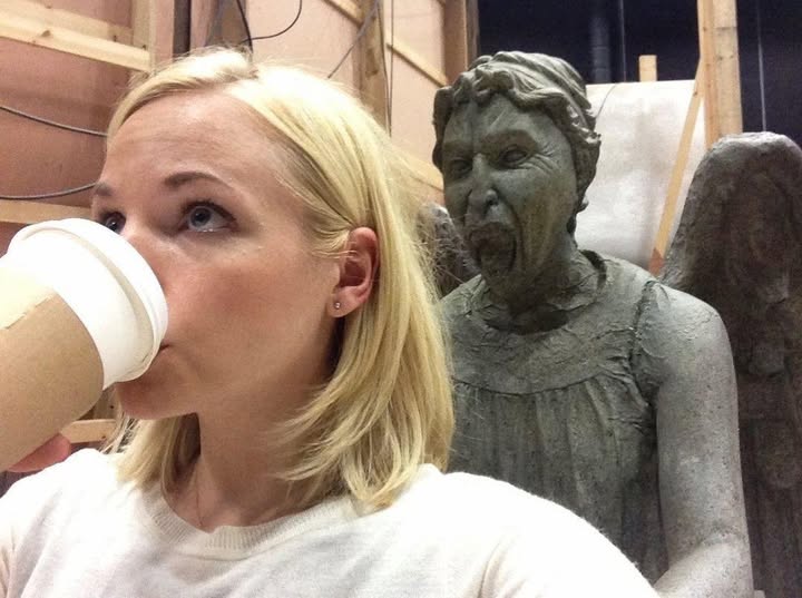 DoctorWhoPix's tweet image. Georgia Tennant and a Weeping Angel #DoctorWho #DrWho