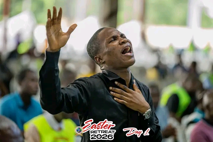 TlccrmOfficial's tweet image. PRAISE &amp;amp; WORSHIP | DAY 1 EASTER RETREAT

Glory fell as we worshipped! 
Join live, claim your peace &amp;amp; blessings!

#Chosen #TLCCRMOfficial #EasterRetreat2026 #GodsCovenantOfPeaceAndBlessings #PstLazarusMuoka