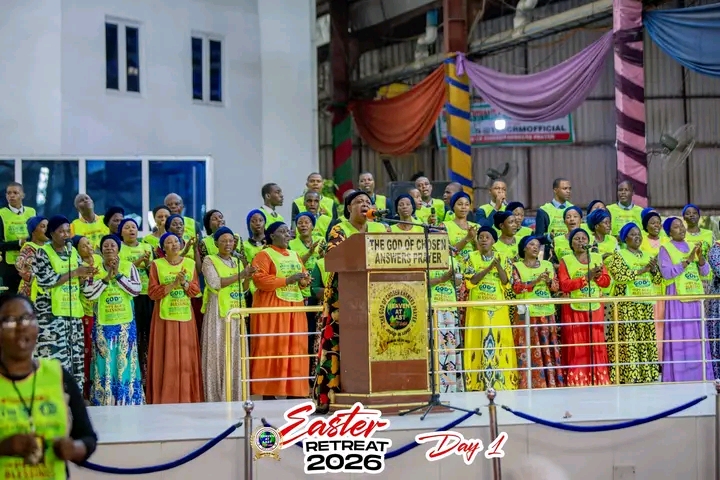 TlccrmOfficial's tweet image. PRAISE &amp;amp; WORSHIP | DAY 1 EASTER RETREAT

Glory fell as we worshipped! 
Join live, claim your peace &amp;amp; blessings!

#Chosen #TLCCRMOfficial #EasterRetreat2026 #GodsCovenantOfPeaceAndBlessings #PstLazarusMuoka