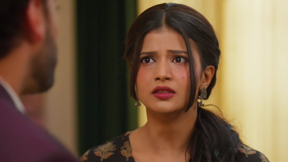 A moment between them where everything feels fragile. Love, anger and memories are all tangled together, waiting to be understood 💔🤧

{#Yrkkh #AbhiMaan #RohitPurohit #SamridhiiShukla #AbhiraSharma #ArmaanPoddar}