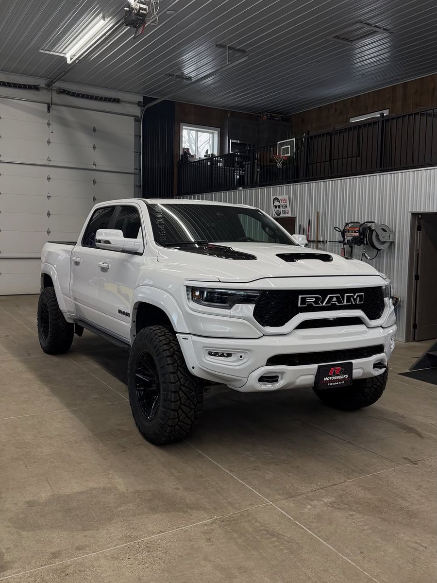 King Of Mopar 🏁🚗 tweet media