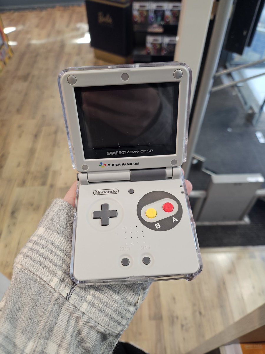 Noëlie 🦖 tweet media