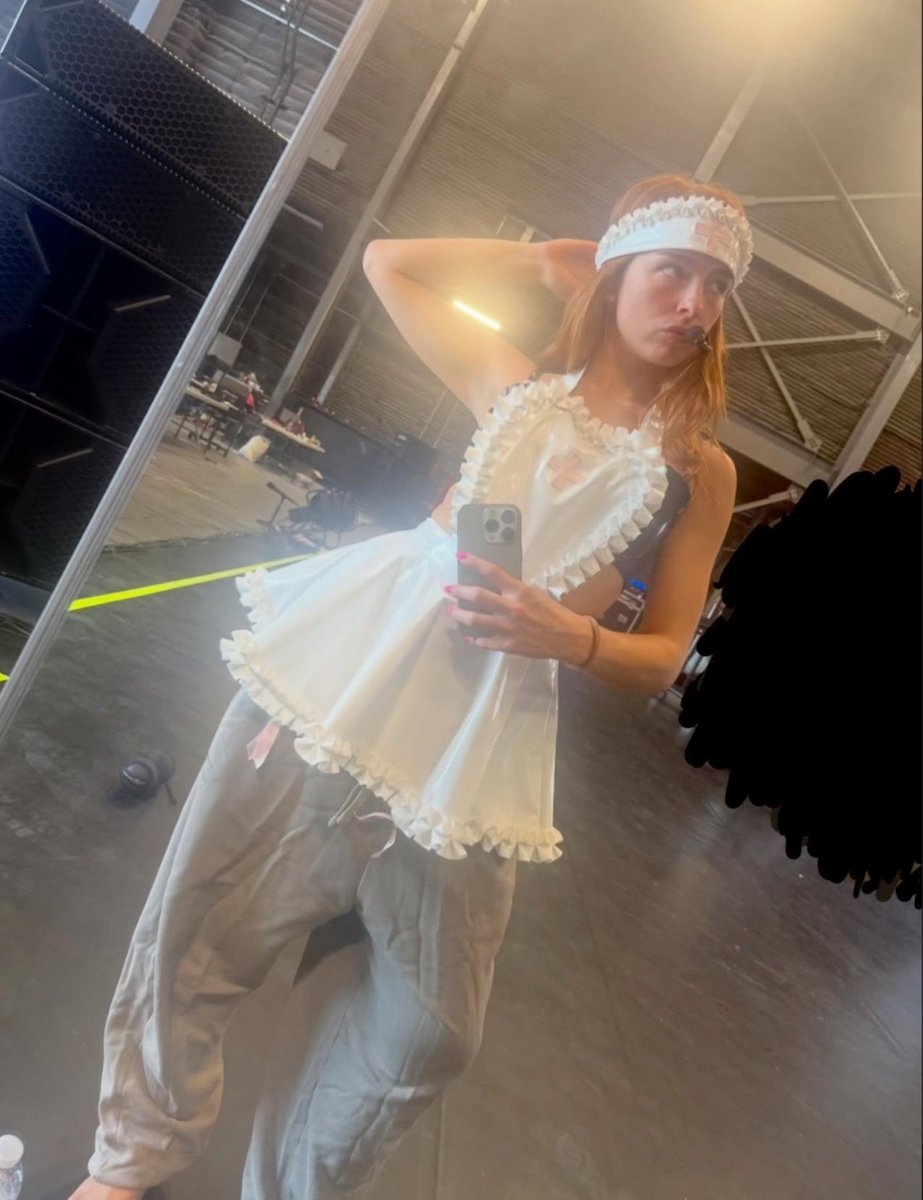 Addison Updates tweet media