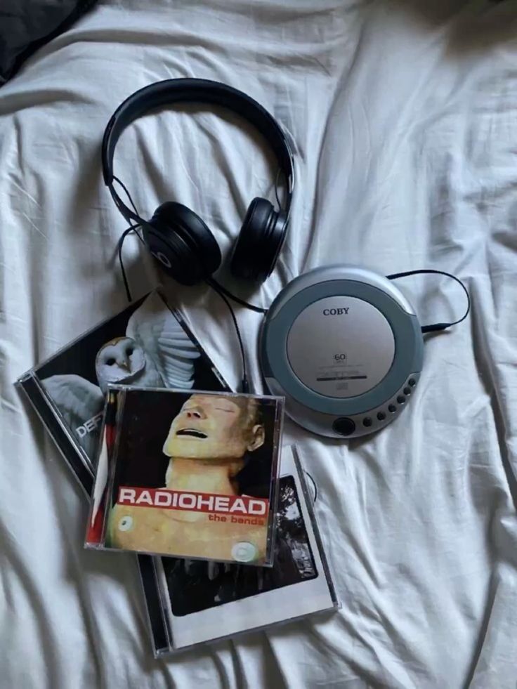 Демон tweet media