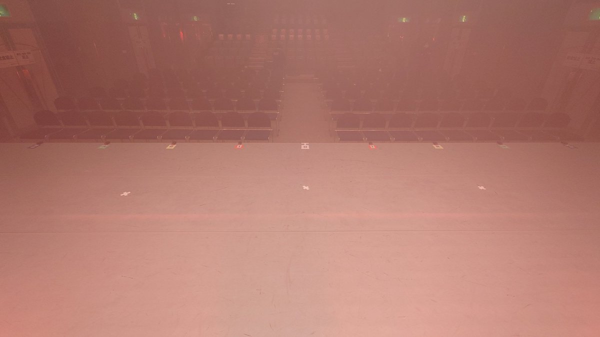 はれコス tweet media