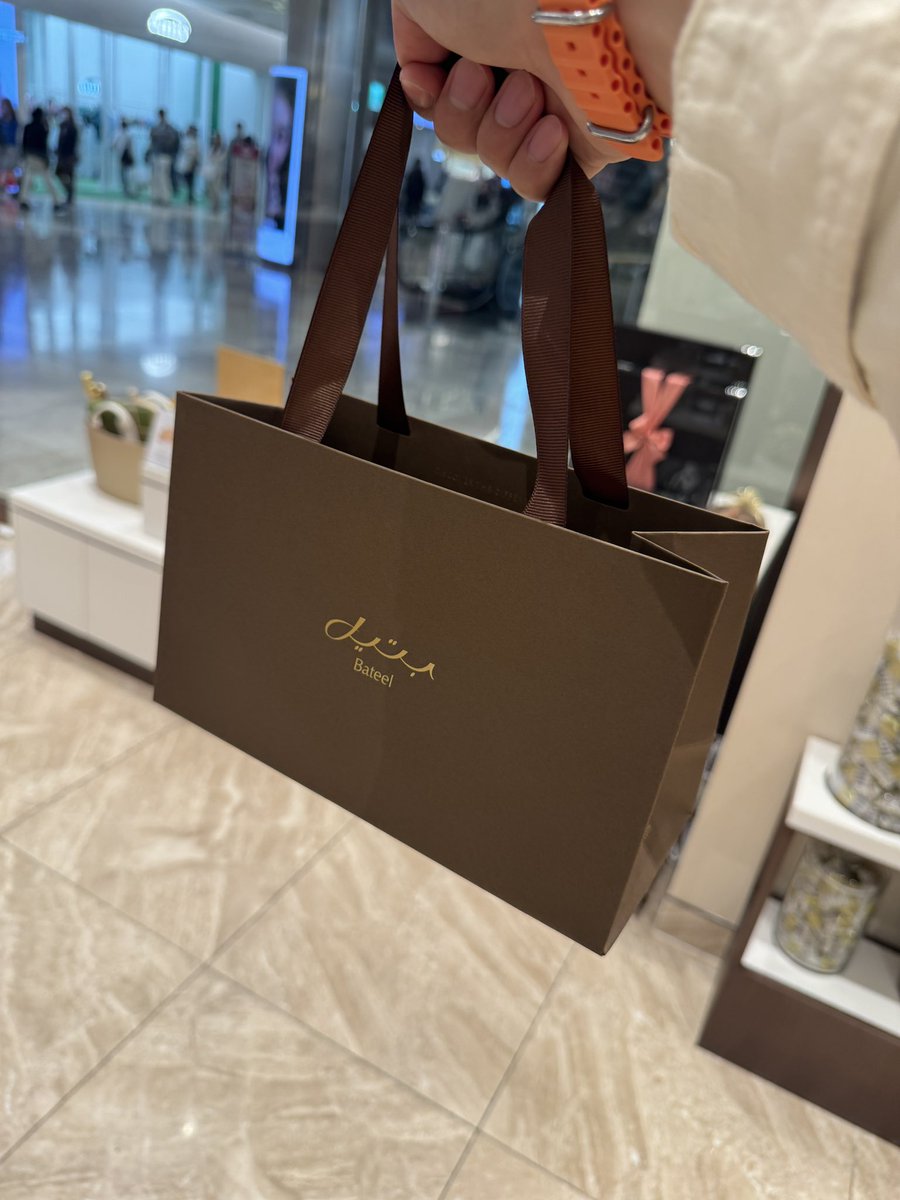 kangyuhki's tweet photo. チャムシルになんとバティールのお店があるのでシェア💁🏻‍♂️

サウジアラビアの王室御用達の最高級デーツでアジアで店舗があるのは確かシンガポールとインドとソウルだけ。
日本では通販以外だと滅多に食べれないのでぜひ✨

めちゃくちゃ美味しくて中毒なる、、、🥹

📍바틸
https://t.co/vegvcQaK11 https://t.co/qscmXa5Ibu