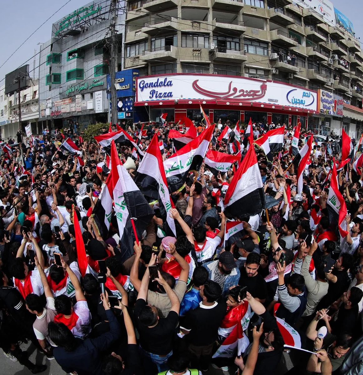 z18pq's tweet photo. صور مؤذية لأصحاب الولاء الخارجي😉

لا يحيط باسود الرافدين غير العلم العراقي https://t.co/Y3lyZJYFIY