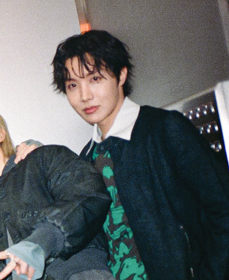 💌 cee tweet media