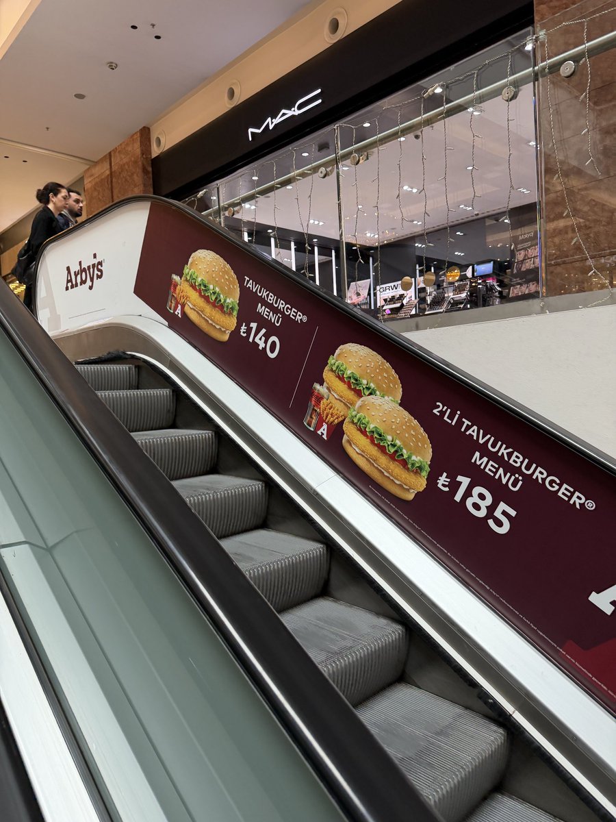 Mr. Trader tweet media