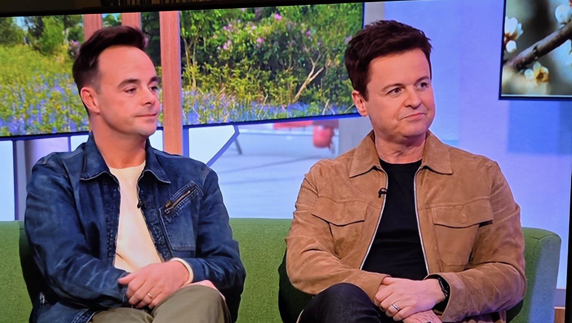 Crafty 🐝 tweet media