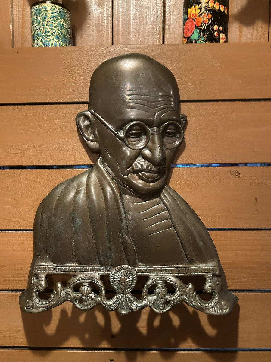 へろし tweet media