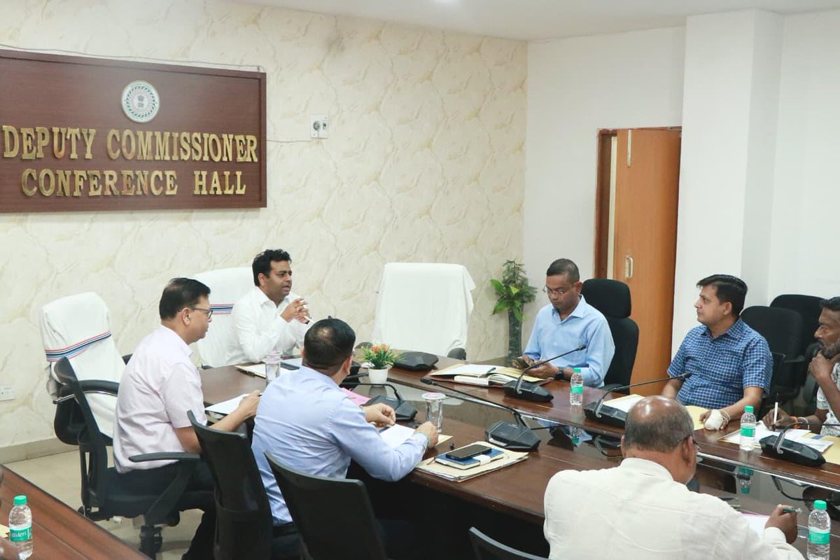 District Election Officer, West Singhbhum tweet media