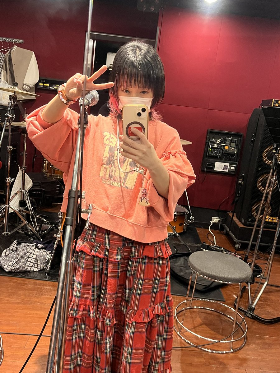 いせひなた tweet media