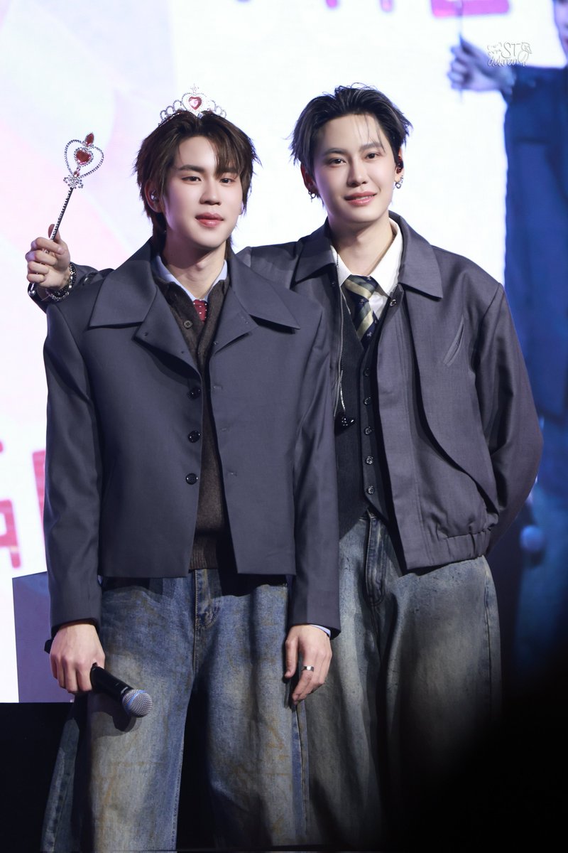 𝕕𝕦𝕜𝕟𝕒𝕟 𝕔𝕙𝕒𝕤𝕖 𝒮𝒯𝕒𝕣 𝕝𝕚𝕗𝕖 tweet media