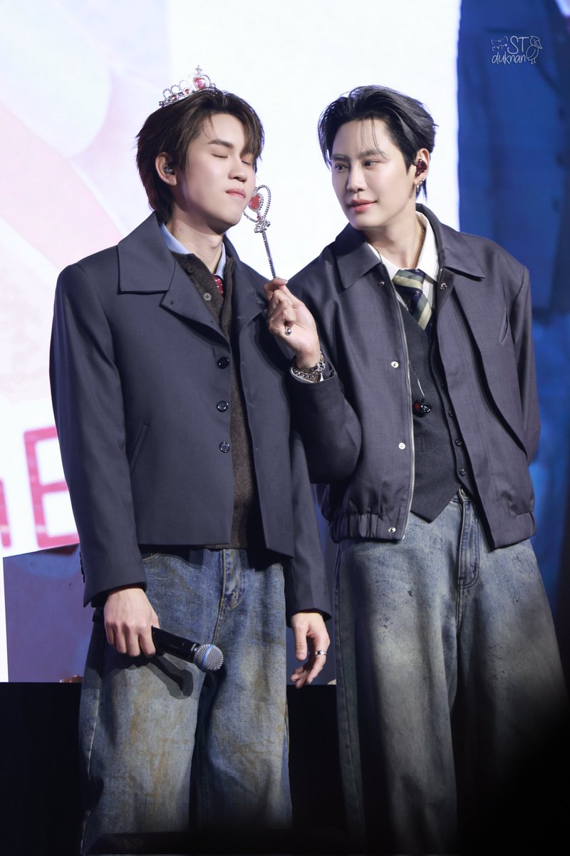 𝕕𝕦𝕜𝕟𝕒𝕟 𝕔𝕙𝕒𝕤𝕖 𝒮𝒯𝕒𝕣 𝕝𝕚𝕗𝕖 tweet media