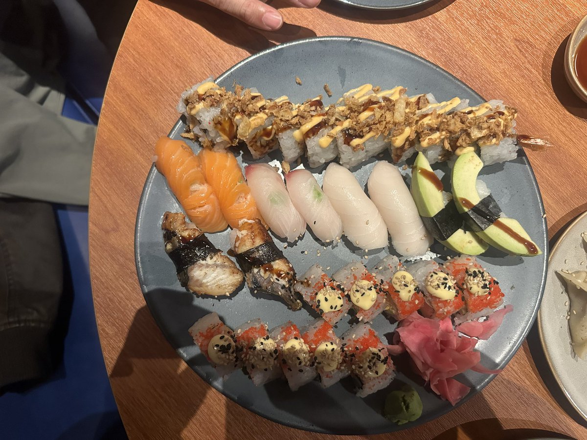 Ulambadrakh tweet media