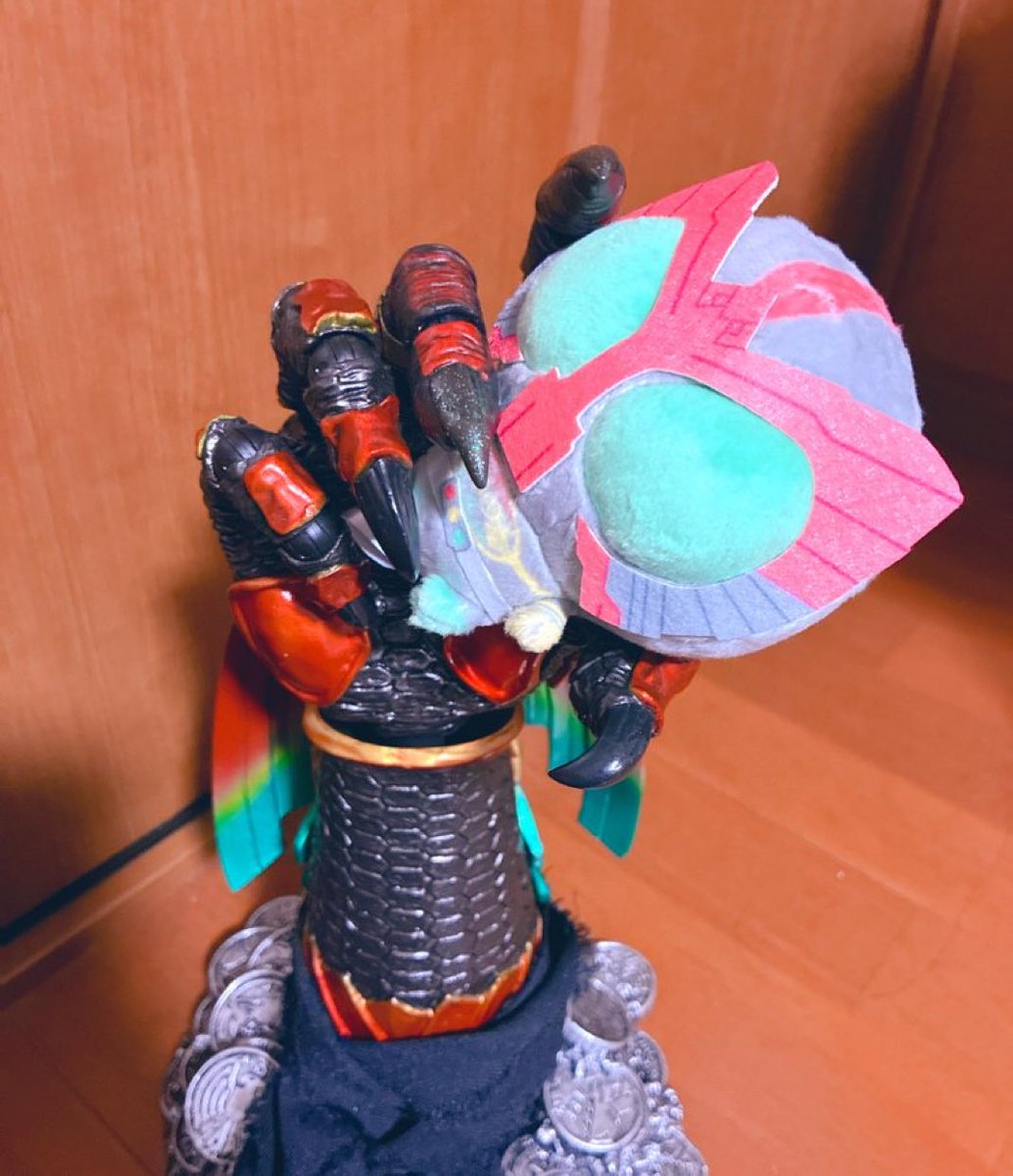 █ ‍‍ 𝙺𝙸𝙽𝙶 𝙾𝙵 𝚃𝙷𝙴 𝙱𝙸𝚁𝙳𝚂. tweet media