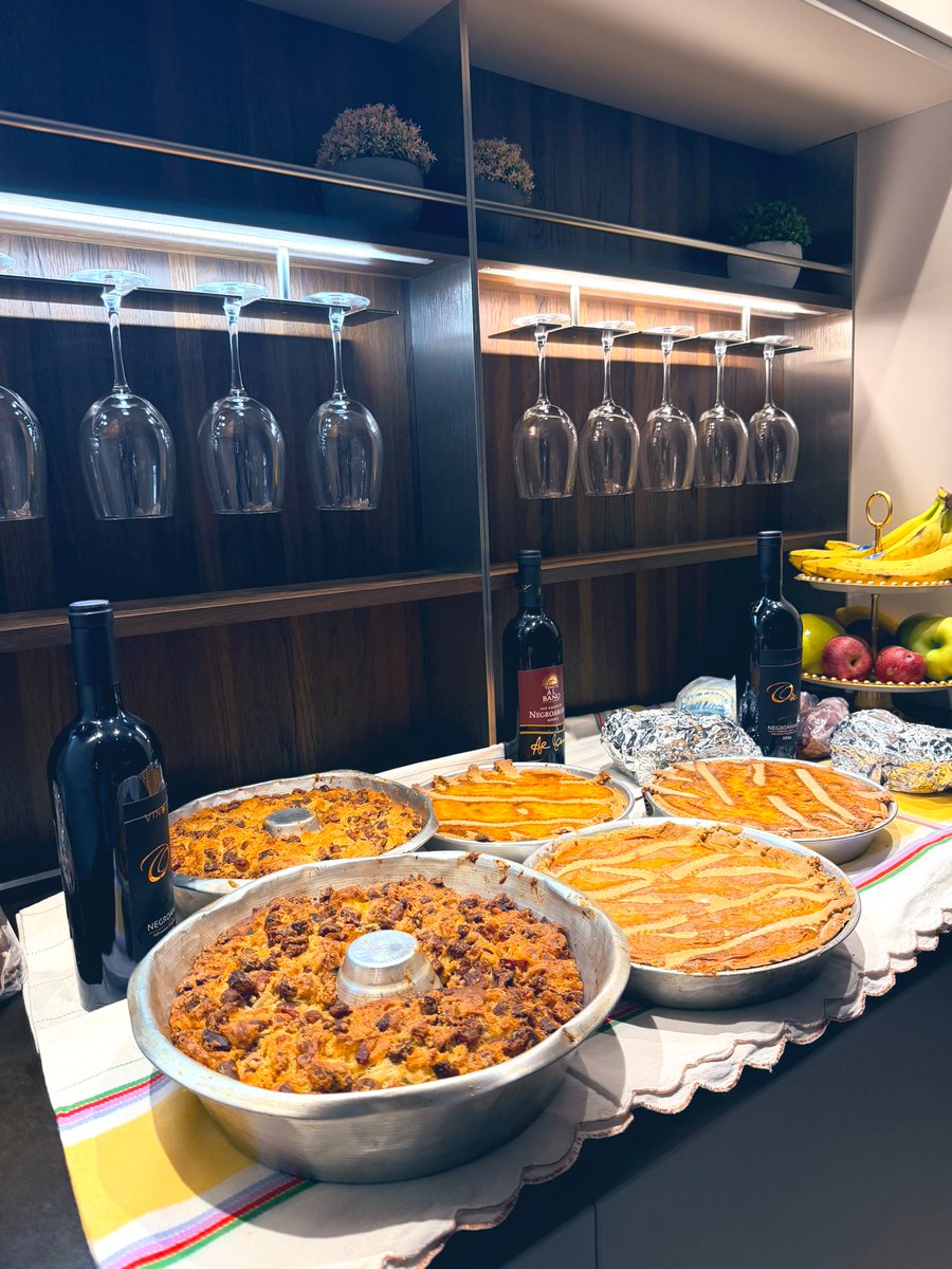 anna 💙☀️🌻🍹 tweet media