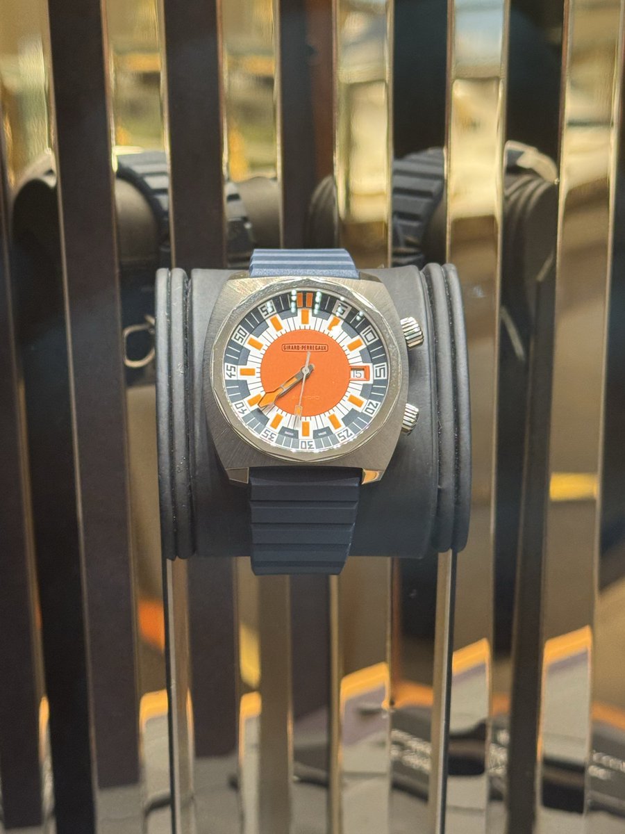 La Cave à Montres tweet media