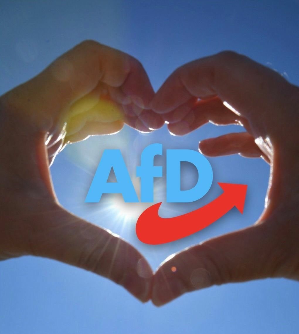 Renate ist jetzt auch Experte, ahnungslos tweet media